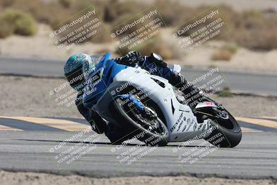 media/Oct-04-2025-CVMA (Sat) [[408bcdd6e4]]/Race 4-Formula Middleweight (Holeshot)/